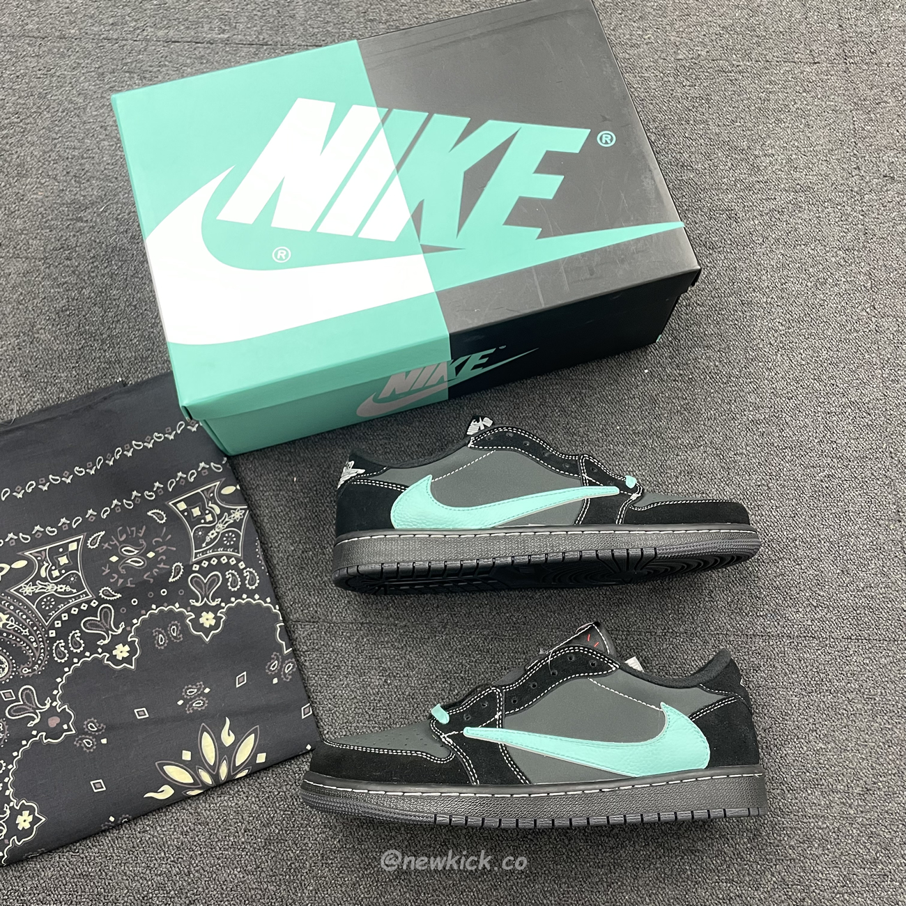 Air Jordan 1 Low Dazzles With Tiffany Cus Travis Dm7866 311 (7) - www.newkick.vip